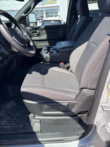 2026 Ram 3500 Tradesman Crew Cab 4x4 8' Box