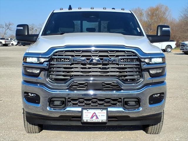 2026 RAM Ram 3500 RAM 3500 TRADESMAN CREW CAB 4X4 8 BOX
