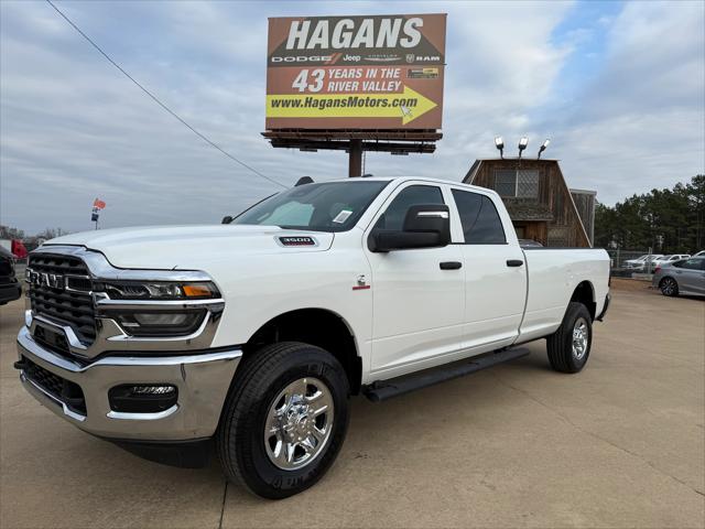 2026 RAM Ram 3500 RAM 3500 TRADESMAN CREW CAB 4X4 8 BOX