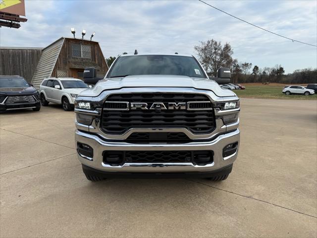 2026 RAM Ram 3500 RAM 3500 TRADESMAN CREW CAB 4X4 8 BOX