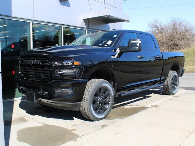 2026 RAM Ram 2500 RAM 2500 BLACK EXPRESS CREW CAB 4X4 64 BOX