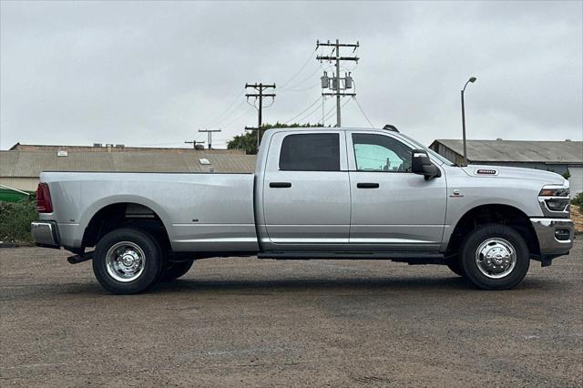 2026 RAM Ram 3500 RAM 3500 TRADESMAN CREW CAB 4X4 8 BOX