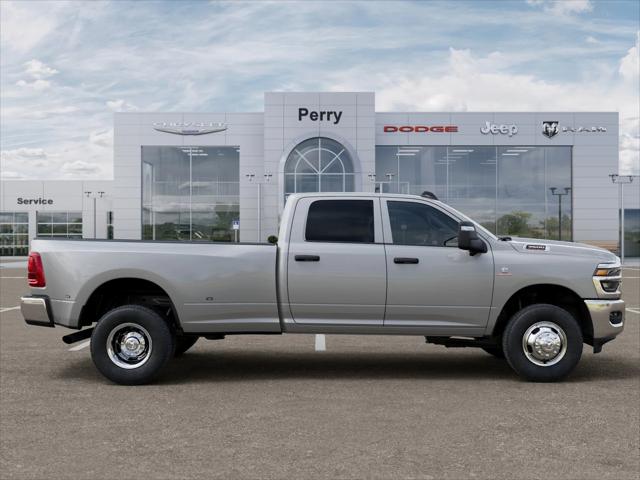 2026 Ram 3500 Tradesman Crew Cab 4x4 8' Box
