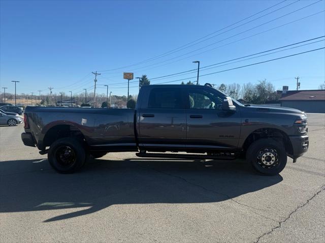 2026 RAM Ram 3500 RAM 3500 BIG HORN CREW CAB 4X4 8 BOX