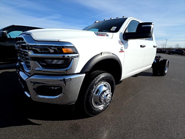 2026 RAM Ram 3500 Chassis Cab RAM 3500 TRADESMAN CREW CAB CHASSIS 4X4 60 CA 2026 RAM Ram 3500 Chassis Cab RAM 3500 TRADESMAN CREW CAB CHASSIS 4X4 60 CA