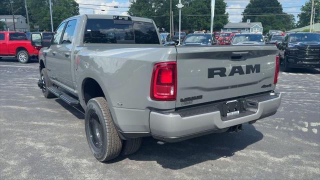 2026 Ram 3500 Laramie Crew Cab 4x4 8' Box