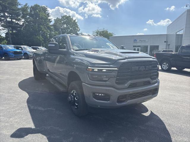 2026 Ram 3500 Laramie Crew Cab 4x4 8' Box