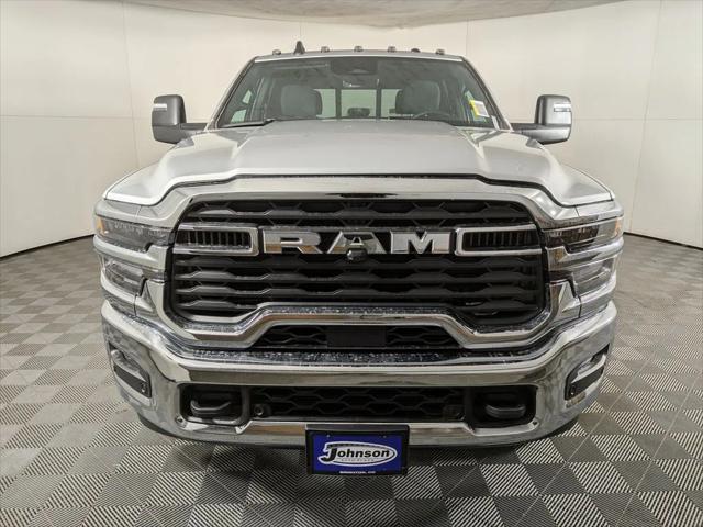 2026 RAM Ram 3500 RAM 3500 TRADESMAN CREW CAB 4X4 8 BOX
