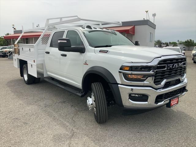 2026 RAM Ram 5500 Chassis Cab RAM 5500 TRADESMAN CHASSIS CREW CAB 4X4 60 CA
