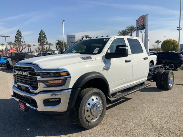 2026 RAM Ram 5500 Chassis Cab RAM 5500 TRADESMAN CHASSIS CREW CAB 4X4 60 CA