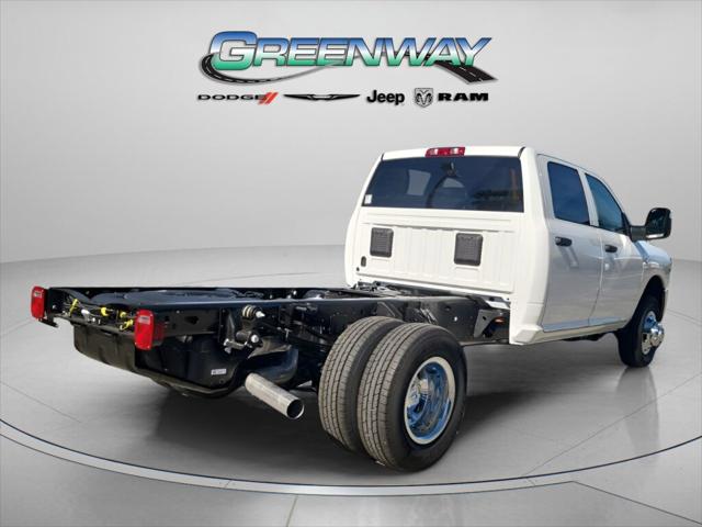 2026 RAM Ram 3500 Chassis Cab RAM 3500 TRADESMAN CREW CAB CHASSIS 4X4 60 CA