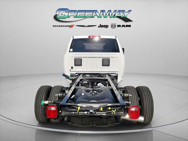 2026 RAM Ram 3500 Chassis Cab RAM 3500 TRADESMAN CREW CAB CHASSIS 4X4 60 CA