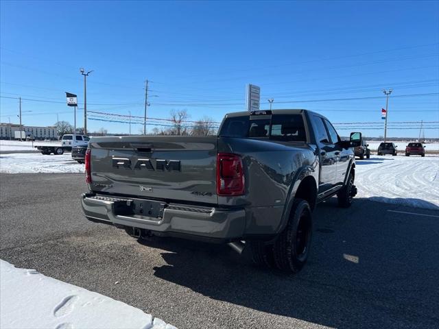 2026 Ram 3500 Limited Crew Cab 4x4 8' Box
