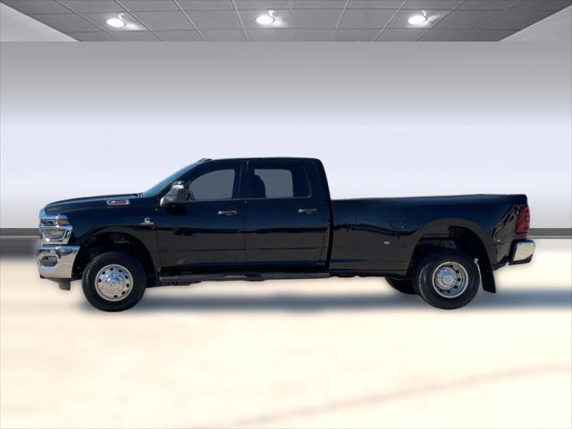 2026 RAM Ram 3500 RAM 3500 TRADESMAN CREW CAB 4X4 8 BOX