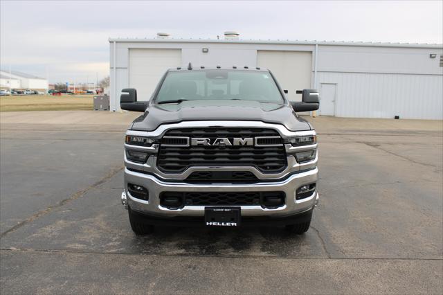 2026 RAM Ram 3500 RAM 3500 TRADESMAN CREW CAB 4X4 8 BOX