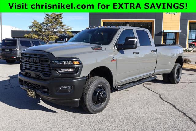 2026 RAM Ram 3500 RAM 3500 TRADESMAN CREW CAB 4X4 8 BOX