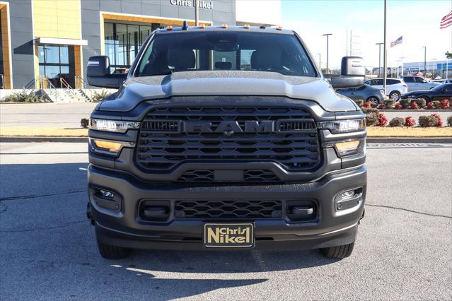 2026 RAM Ram 3500 RAM 3500 TRADESMAN CREW CAB 4X4 8 BOX