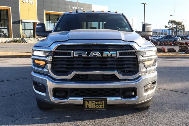 2026 RAM Ram 3500 Chassis Cab RAM 3500 TRADESMAN CREW CAB CHASSIS 4X4 60 CA