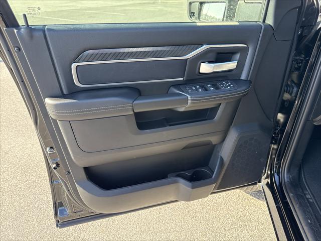 2026 Ram 3500 Big Horn Crew Cab 4x4 8' Box
