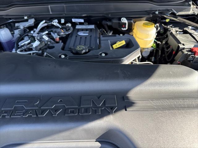 2026 Ram 3500 Big Horn Crew Cab 4x4 8' Box