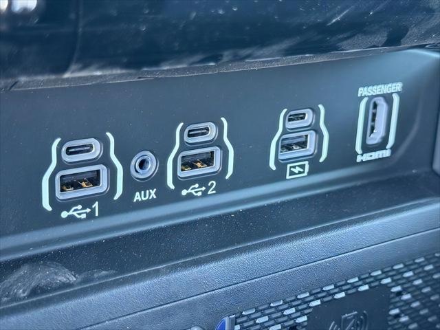 2026 Ram 3500 Limited Mega Cab 4x4 6'4" Box