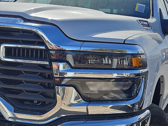 2026 RAM Ram 2500 RAM 2500 TRADESMAN CREW CAB 4X4 8 BOX