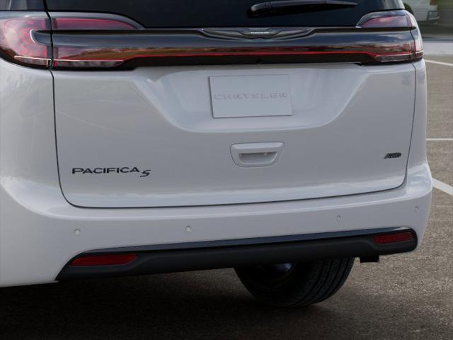 2026 Chrysler Pacifica Select AWD