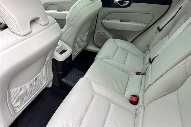 2026 Volvo XC60 Plug-In Hybrid Ultra, T8 AWD Electric/Gasoline, Dark