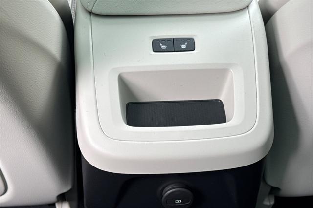 2026 Volvo XC60 Plug-In Hybrid Ultra, T8 AWD Electric/Gasoline, Dark