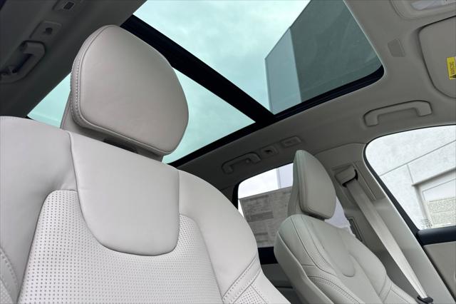 2026 Volvo XC60 Plug-In Hybrid Ultra, T8 AWD Electric/Gasoline, Dark