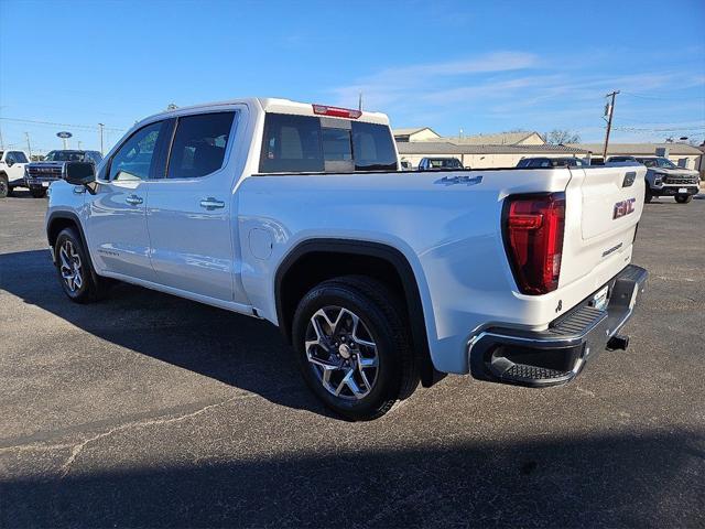 2024 GMC Sierra 1500 4WD Crew Cab Short Box SLT