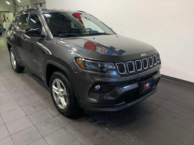 2023 Jeep Compass Latitude 4x4 2023 Jeep Compass Latitude 4x4