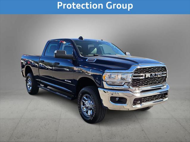 2022 RAM 2500 Tradesman Crew Cab 4x4 64 Box