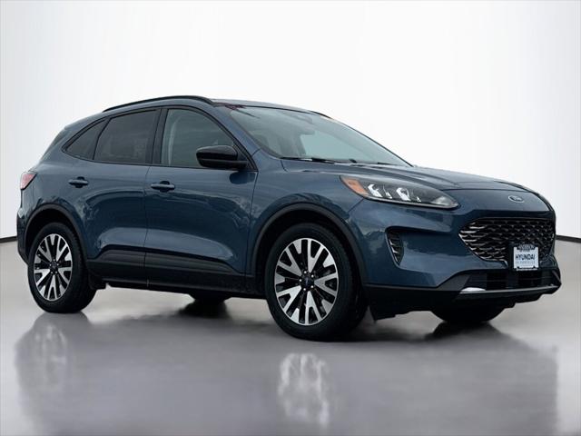 2020 Ford Escape SE Sport Hybrid