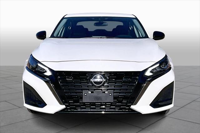 2024 Nissan Altima SR FWD 2024 Nissan Altima SR FWD