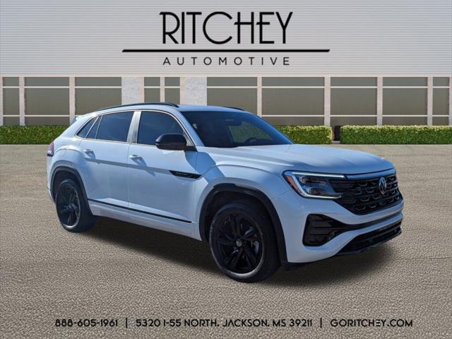 2025 Volkswagen Atlas Cross Sport 2.0T SEL R-Line Black