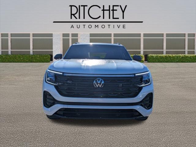 2025 Volkswagen Atlas Cross Sport 2.0T SEL R-Line Black