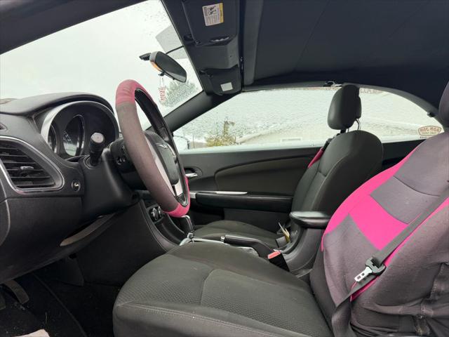 2011 Chrysler 200 Touring 2011 Chrysler 200 Touring