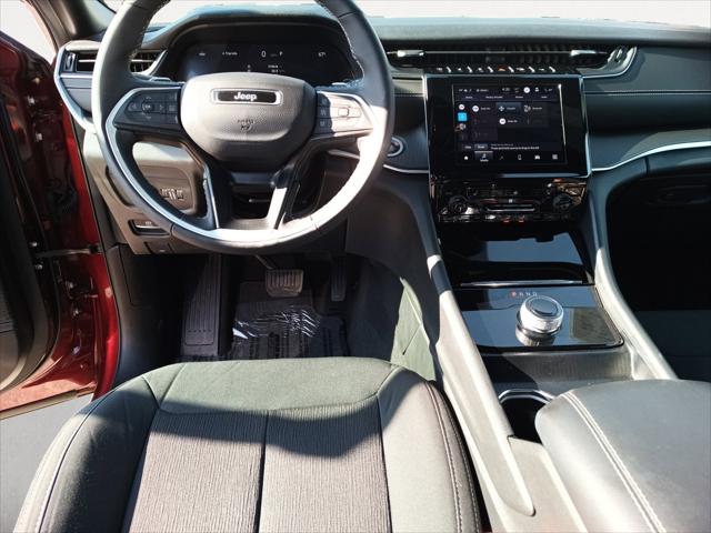 2024 Jeep Grand Cherokee L Laredo X 4x2