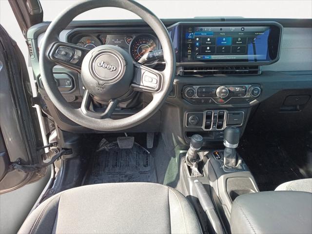 2025 Jeep Wrangler 4-Door Sport 4x4