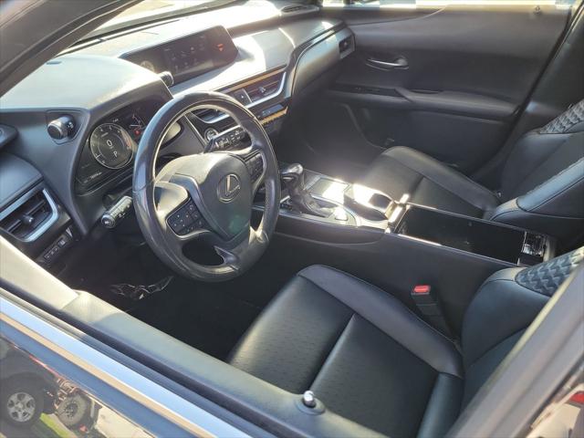 2020 Lexus UX 200 200 Base 2020 Lexus UX 200 200 Base