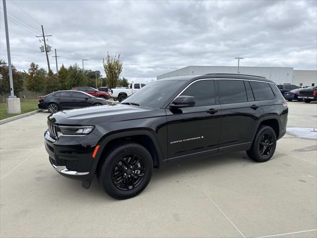 2024 Jeep Grand Cherokee L Laredo 4x2 2024 Jeep Grand Cherokee L Laredo 4x2