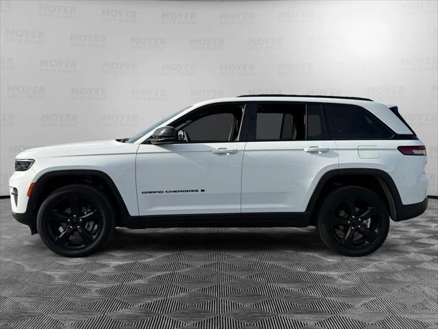 2022 Jeep Grand Cherokee Altitude 4x4