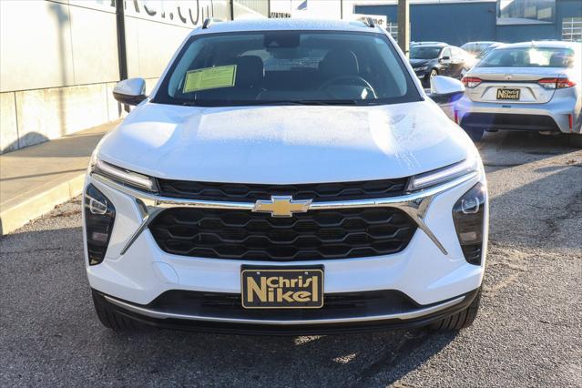 2025 Chevrolet Trax FWD LT