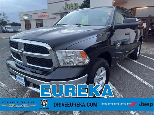 2023 RAM 1500 Classic SLT Crew Cab 4x4 57 Box