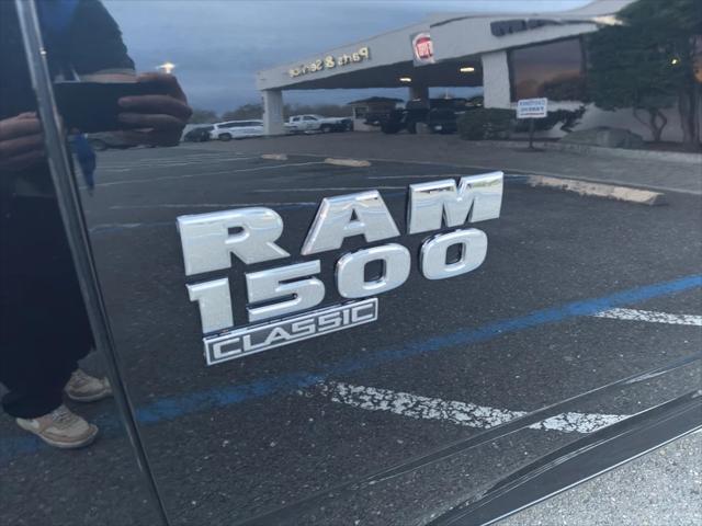 2023 RAM 1500 Classic SLT Crew Cab 4x4 57 Box