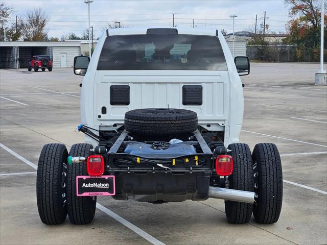 2025 Ram 3500 Chassis Cab Tradesman/Big Horn