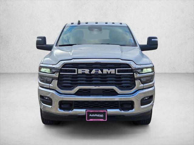 2025 RAM Ram 3500 Chassis Cab RAM 3500 TRADESMAN CREW CAB CHASSIS 4X4 60 CA