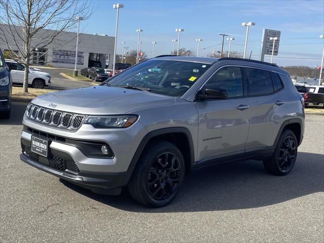 2023 Jeep Compass Latitude Lux FWD 2023 Jeep Compass Latitude Lux FWD
