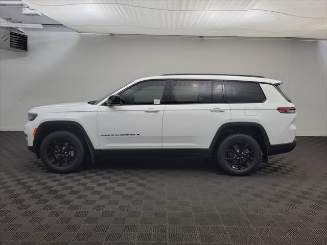 2025 Jeep Grand Cherokee L Altitude 4x4